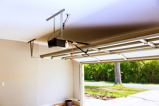 Top rated local Garage Door Installation specialists in Dickinson, TX